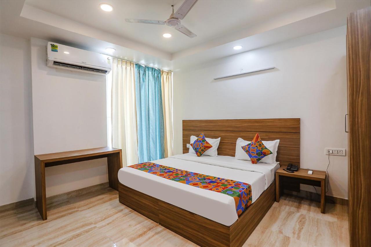 Fabhotel Unique Stay Noida Eksteriør billede