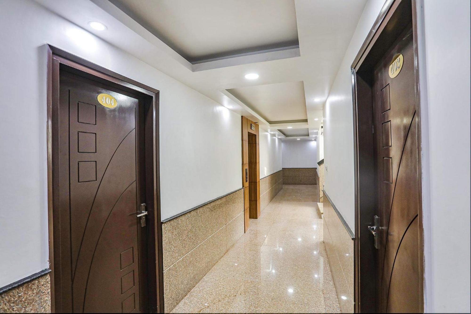 Fabhotel Unique Stay Noida Eksteriør billede