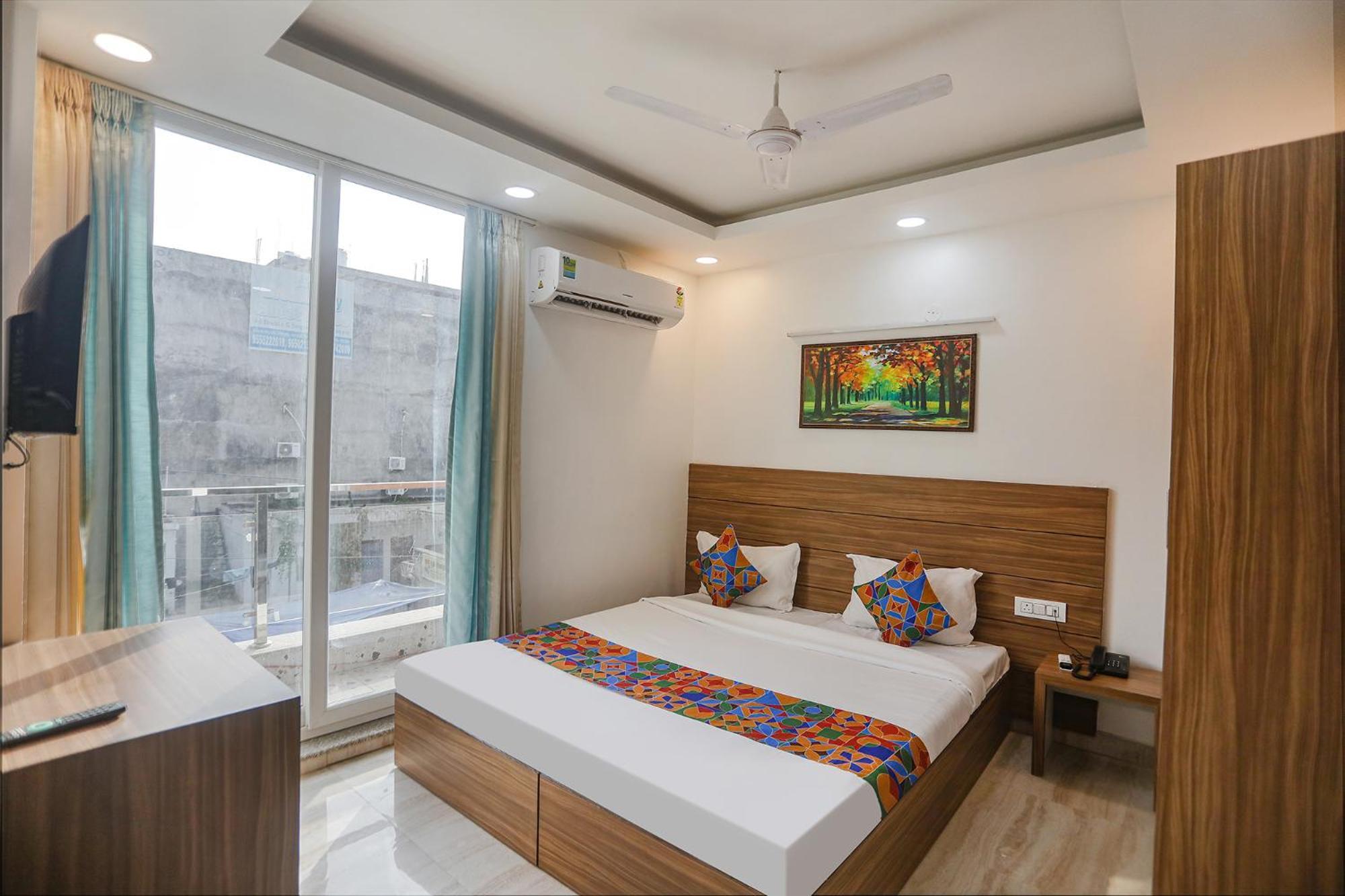 Fabhotel Unique Stay Noida Eksteriør billede